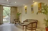 Oyo 306 Hotel Staayy Inn 구르가온
