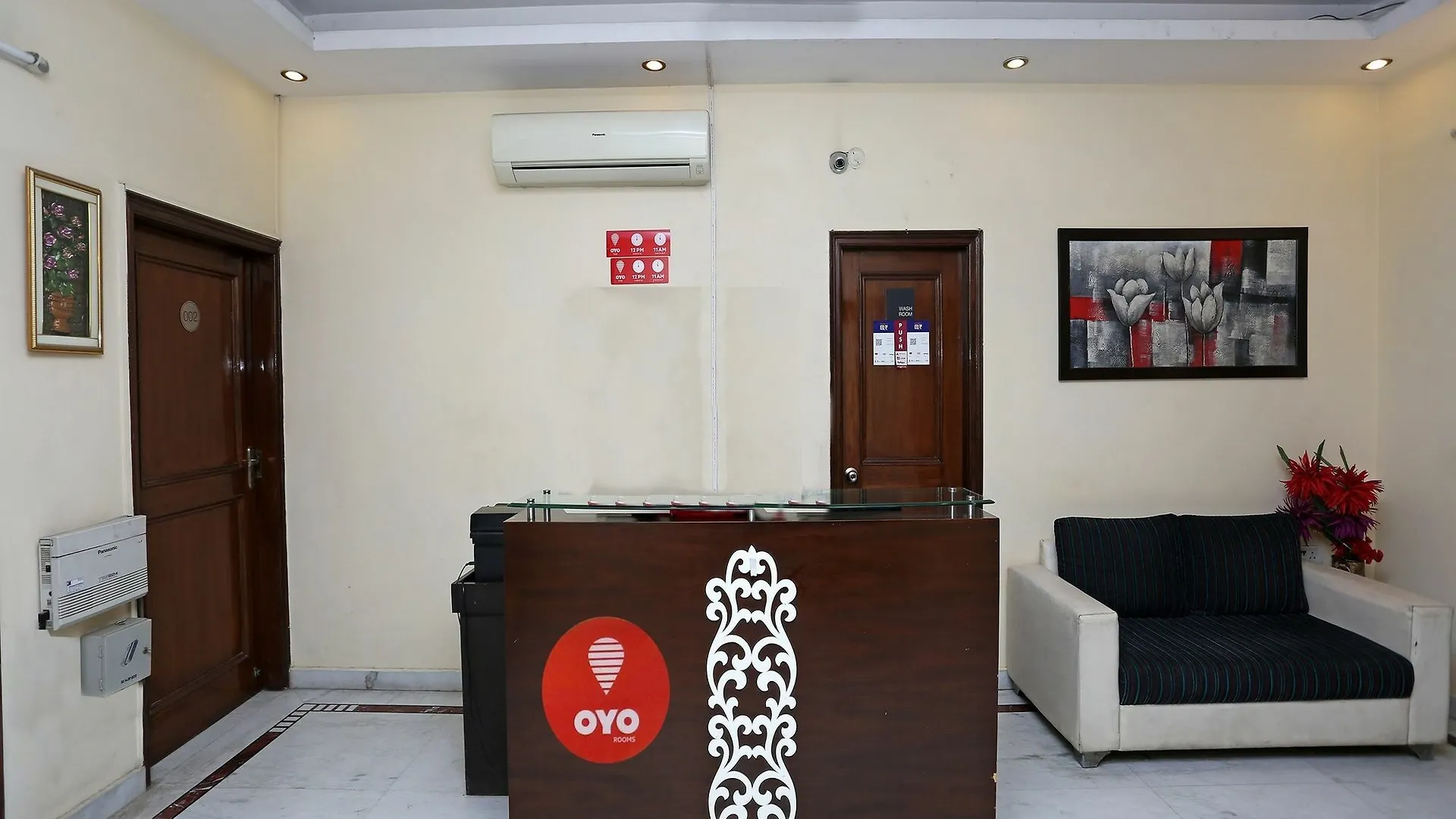 Oyo 306 Hotel Staayy Inn 구르가온
